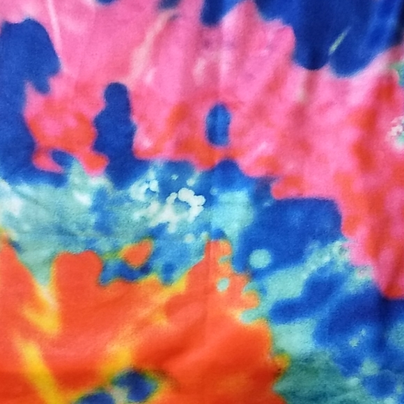 🌷 Tie Dye Top/Shorts Set - Picture 5 of 5